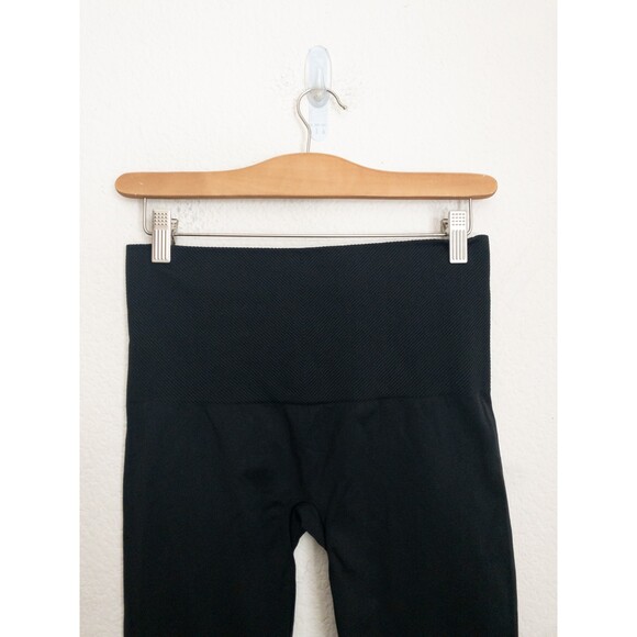 ASSETS by SPANX Women's Seamless Leggings size L‎ - Picture 3 of 3